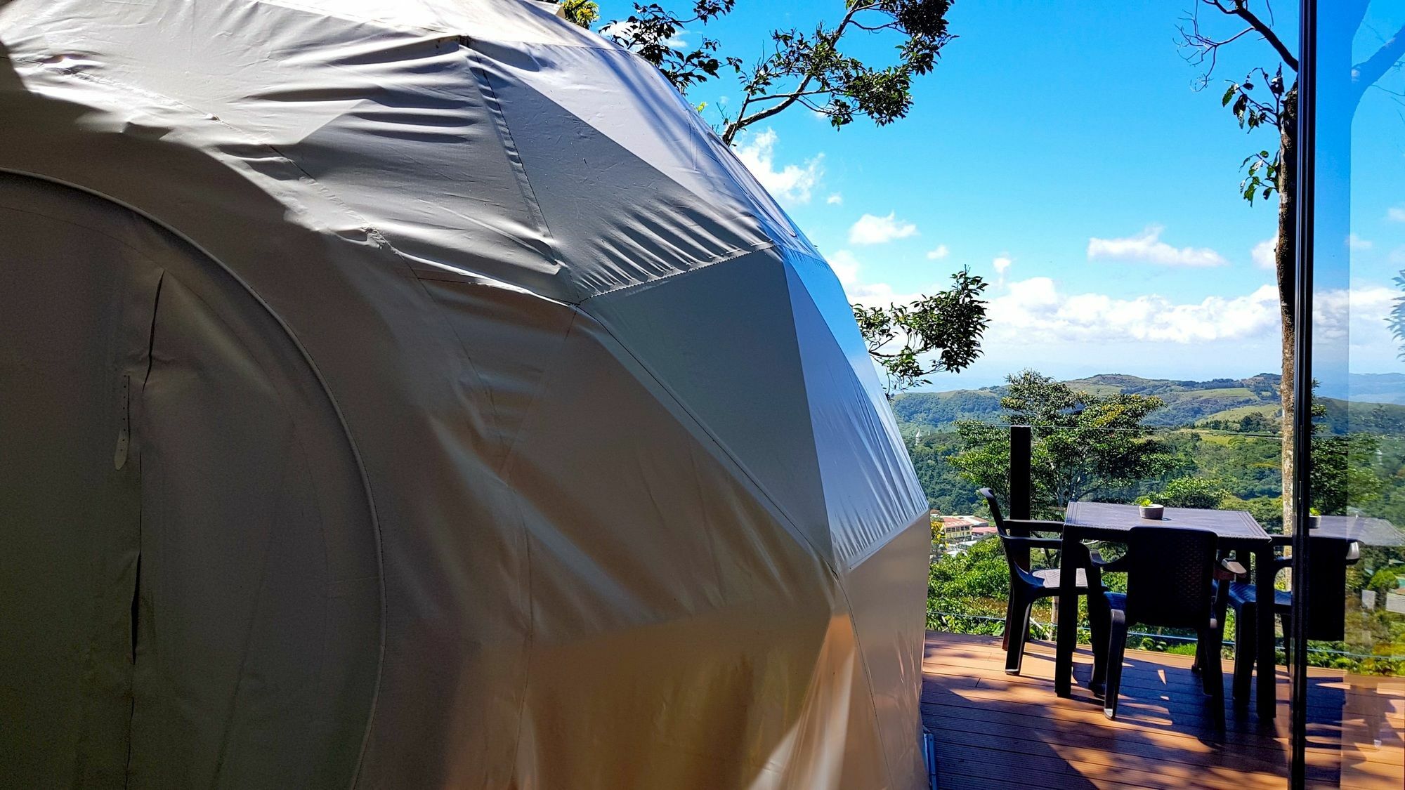 Chira Glamping Resort Monteverde Eksteriør bilde